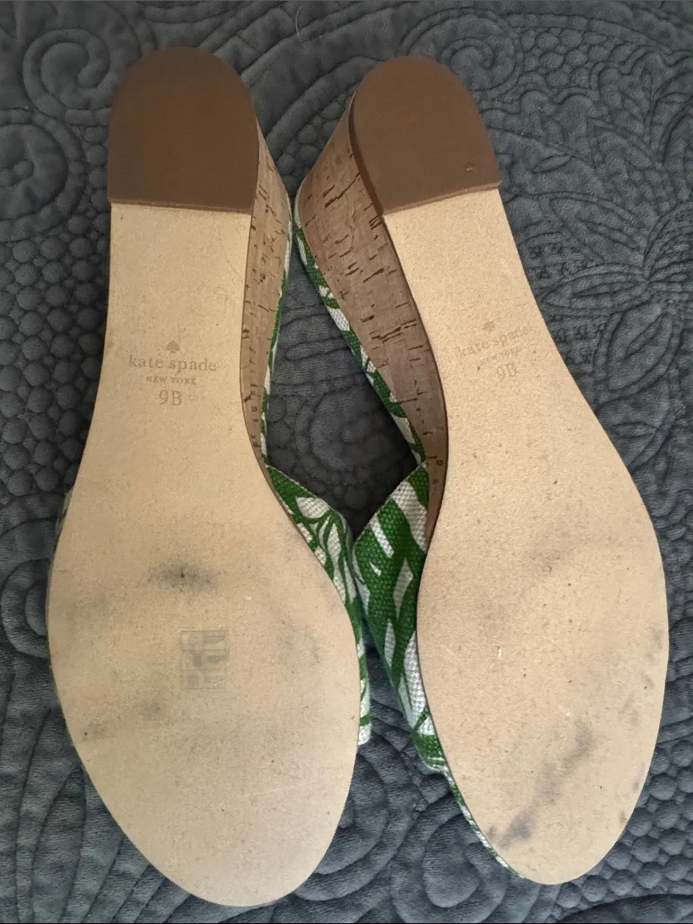 kate spade Green and Cream Palm-Print Slide Mules - Picture 4 of 7